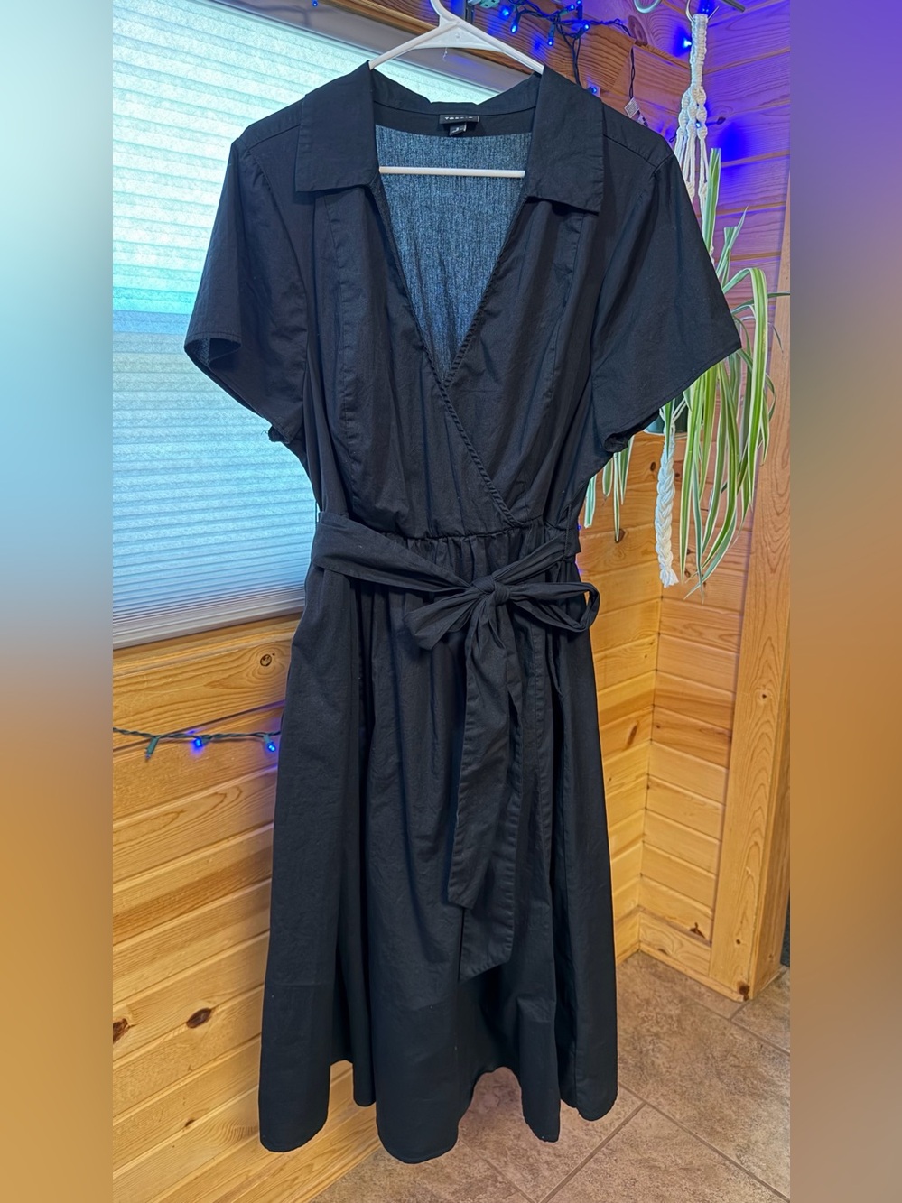 ♡ Torrid Poplin Collared Faux Wrap Dress ♡